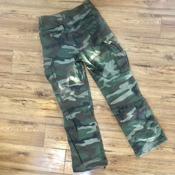 TNA Camo Cargo - Picture 5 of 6
